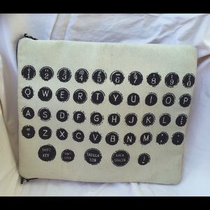 Cute Laptop Case, Padded Canvas, Vintage Typewriter Print